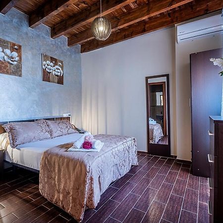 Noches De Triana Otel Sevilla Dış mekan fotoğraf