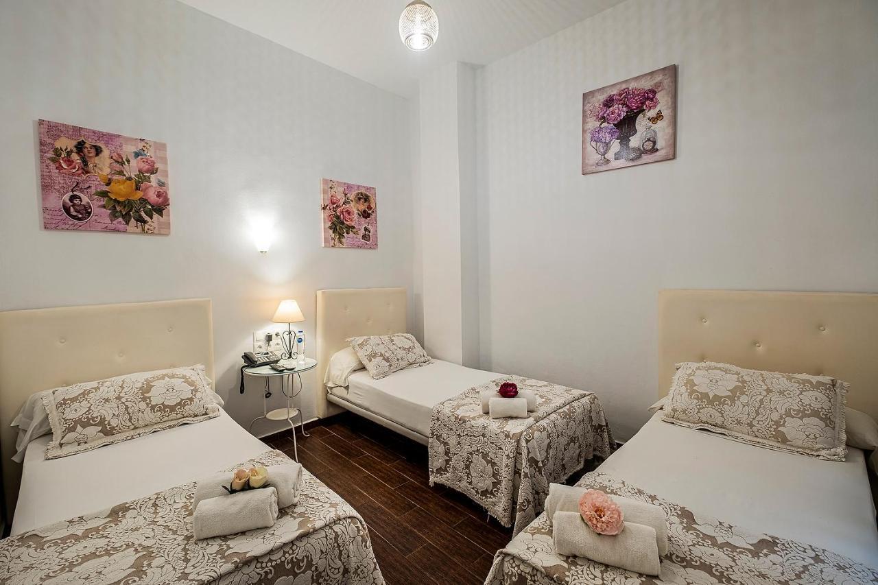 Noches De Triana Otel Sevilla Dış mekan fotoğraf