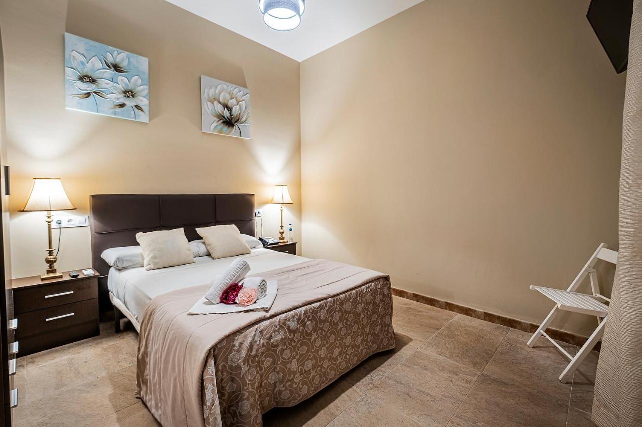 Noches De Triana Otel Sevilla Dış mekan fotoğraf