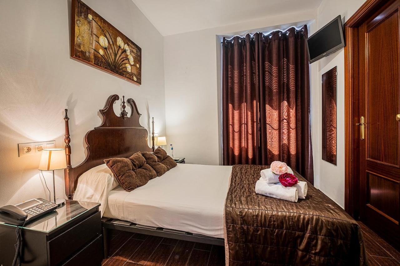 Noches De Triana Otel Sevilla Dış mekan fotoğraf