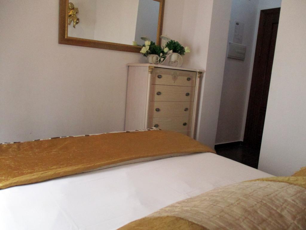 Noches De Triana Otel Sevilla Dış mekan fotoğraf